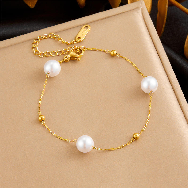 Pearls Geometric Circular Pearl Necklace and Bracelet