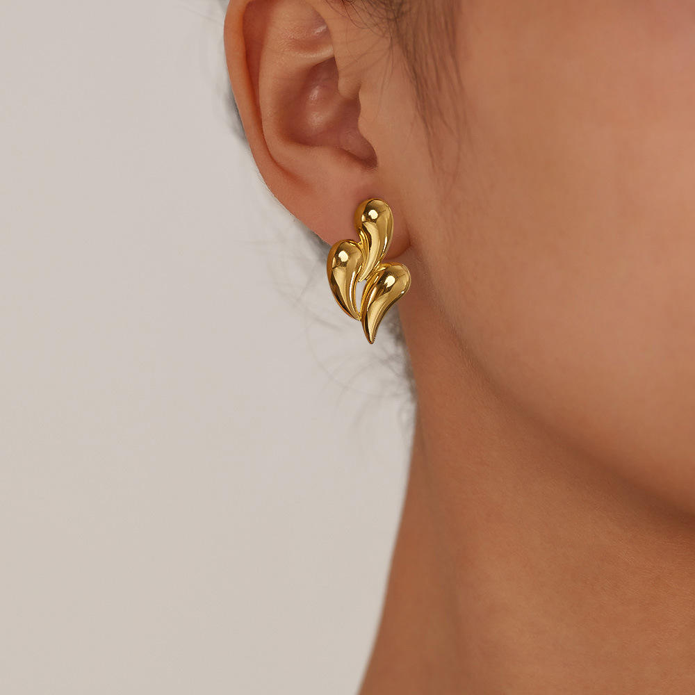 Fluid drop earring