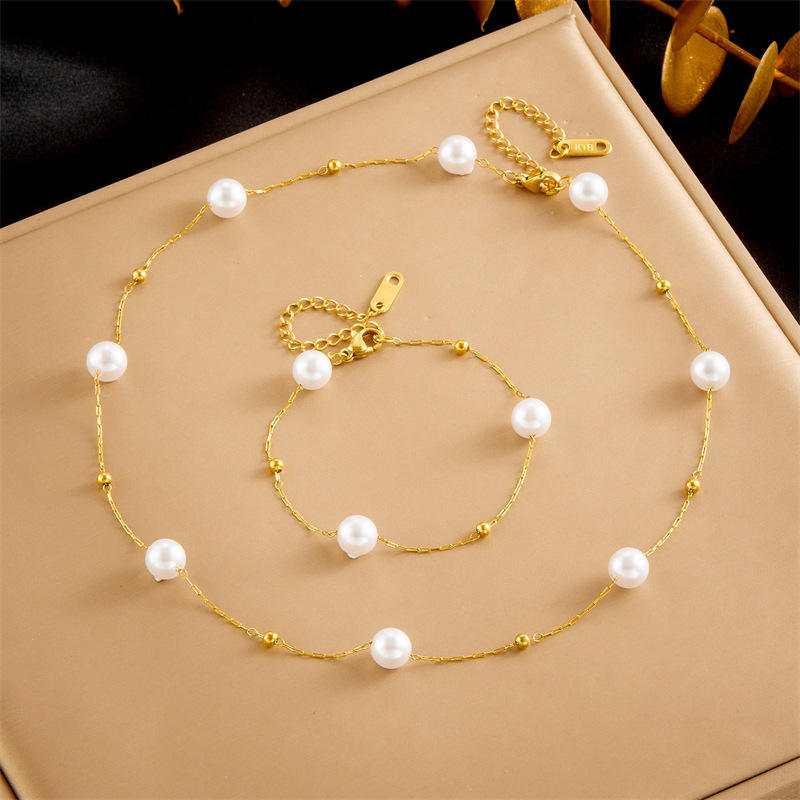 Pearls Geometric Circular Pearl Necklace and Bracelet